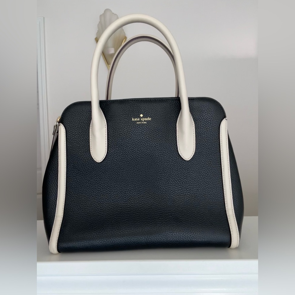 NWOT Kate Spade Top Handle Bag